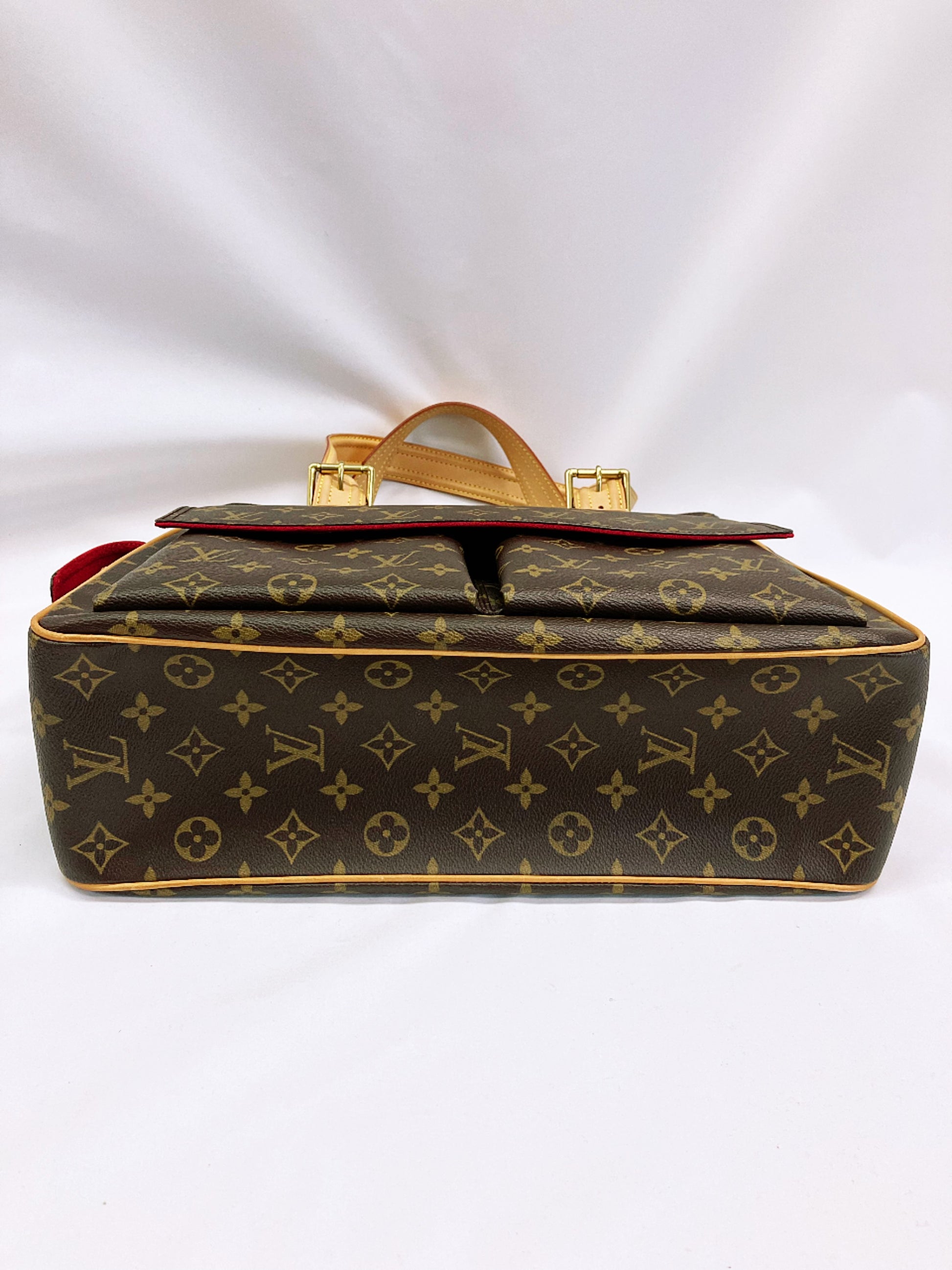 Louis Vuitton multi cite bag 
