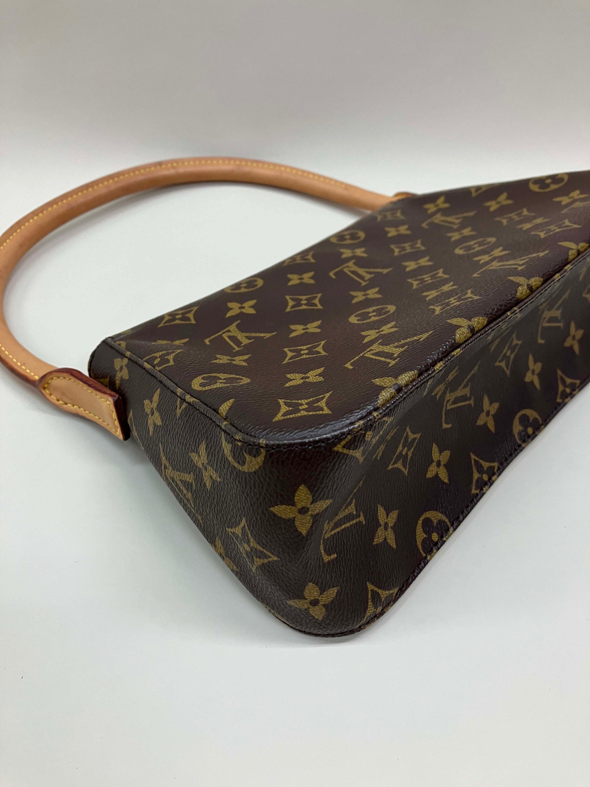 Louis Vuitton Mini looping Shoulder Bag M51147 – Sonata Vintage