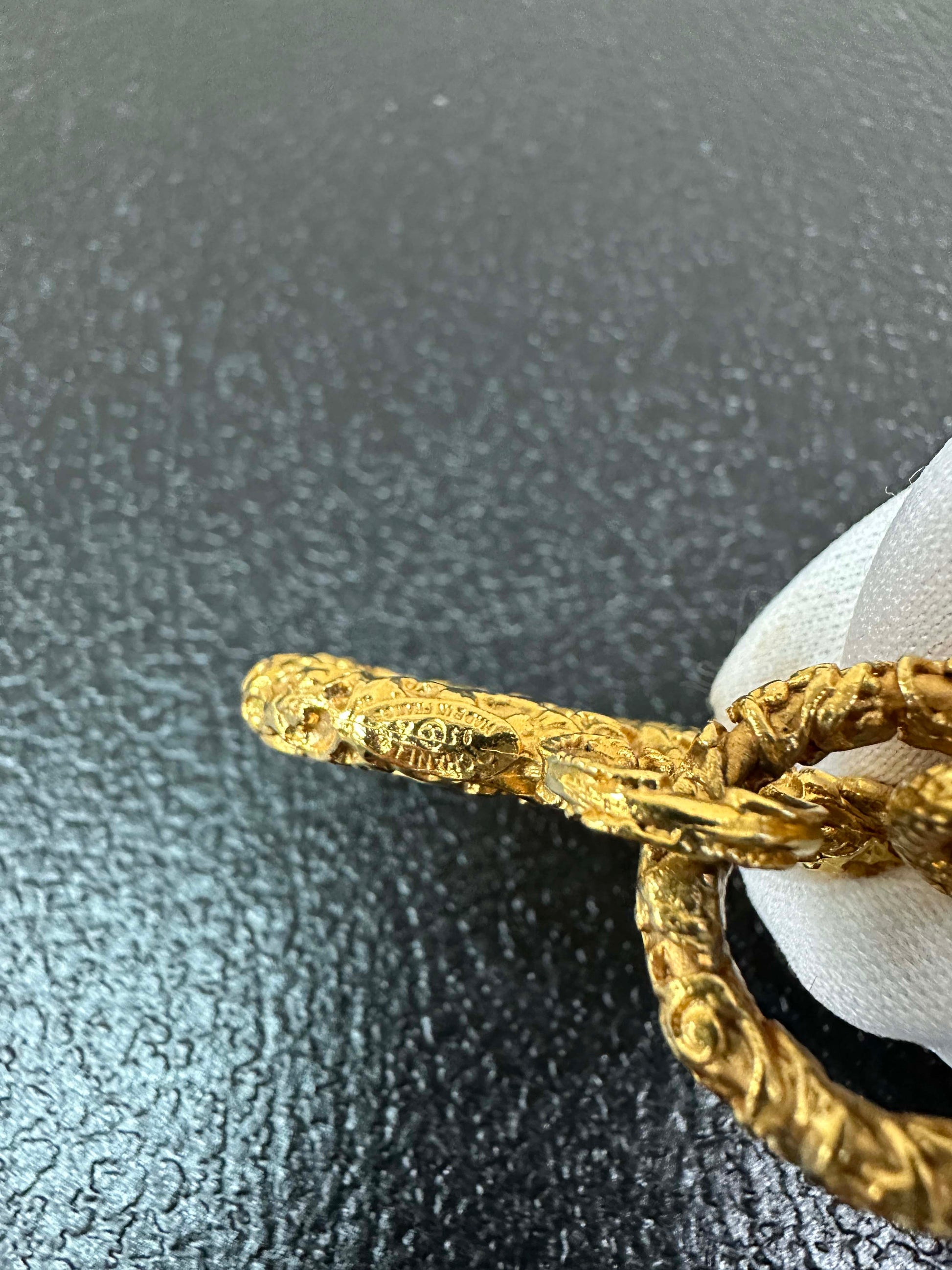 Chanel Coco Mark Lava Chain Necklace GP Necklace – Sonata Vintage
